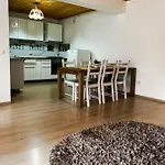 Apartment Londof Housing City Center *