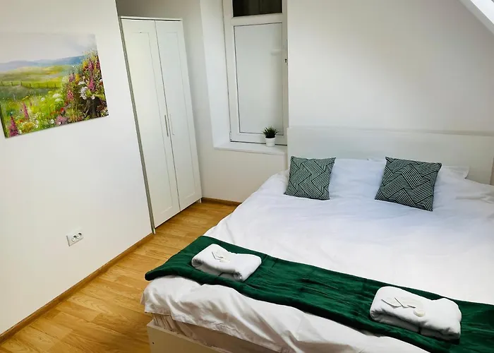 Londof Housing City Center *